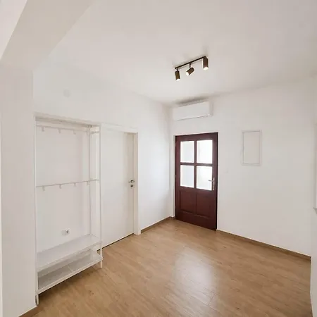 Apartamento Sanja - Trosobni